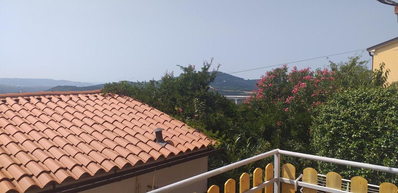 Relax In Crni Kal 2 Daire Dış mekan fotoğraf