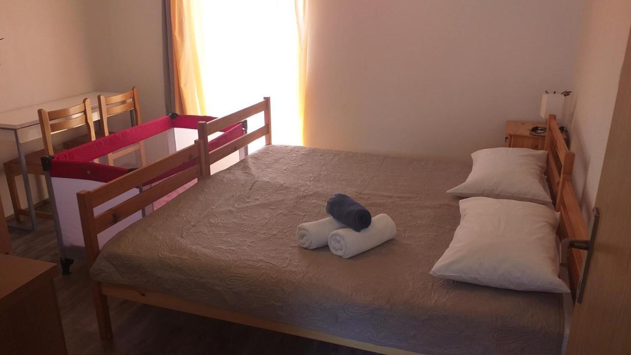 Relax In Crni Kal 2 Daire Dış mekan fotoğraf